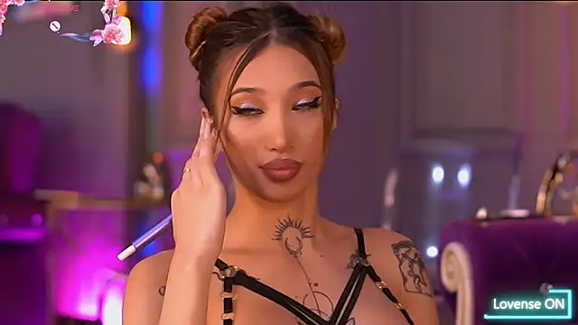 SiennaJayden online show from November 6, 6:31 pm