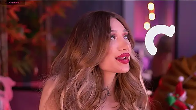 SiennaJayden online show from December 19, 6:59 pm