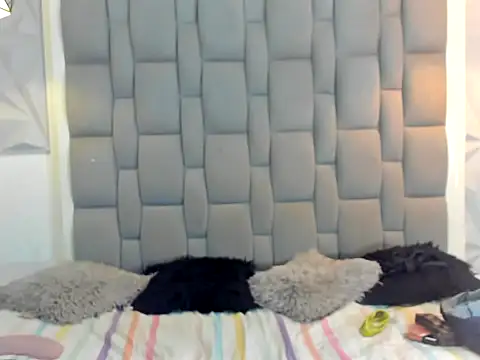 Snapshot of ile_matamba chatting on September 15, 4:29 pm ile matamba online show from September 15, 4:29 pm