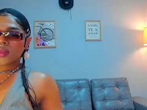 Snapshot of ile_matamba chatting on September 17, 2:19 pm ile matamba online show from September 17, 2:19 pm