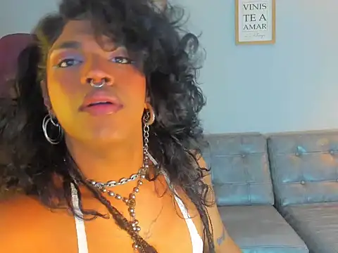 Snapshot of ile_matamba chatting on September 18, 2:19 pm ile matamba online show from September 18, 2:19 pm