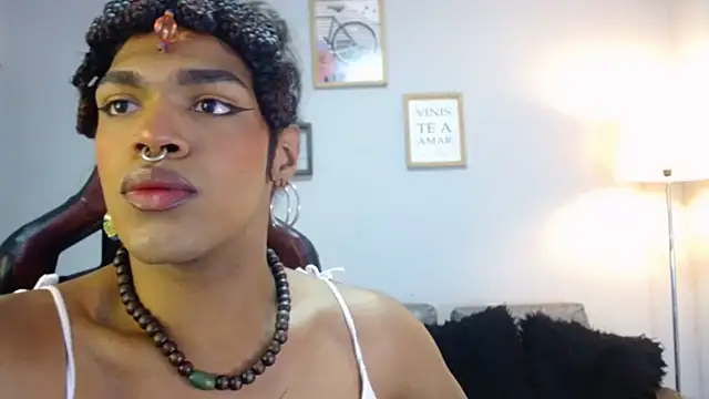 Snapshot of ile_matamba chatting on October 12, 3:33 pm ile matamba online show from October 12, 3:33 pm