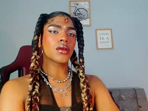 Snapshot of ile_matamba chatting on October 29, 2:52 pm ile matamba online show from October 29, 2:52 pm