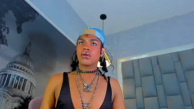 Snapshot of ile_matamba chatting on November 7, 3:01 pm ile matamba online show from November 7, 3:01 pm