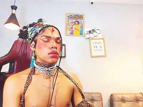 Snapshot of ile_matamba chatting on November 28, 7:38 pm ile matamba online show from November 28, 7:38 pm