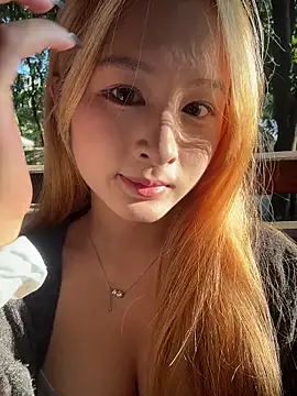 yuki june online show from October 27, 9:13 am