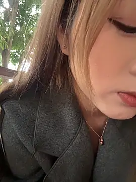 yuki june online show from March 8, 9:02 am