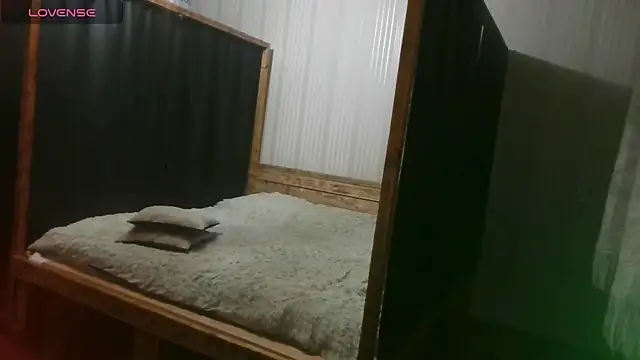 EthelsLover online show from February 9, 7:07 pm