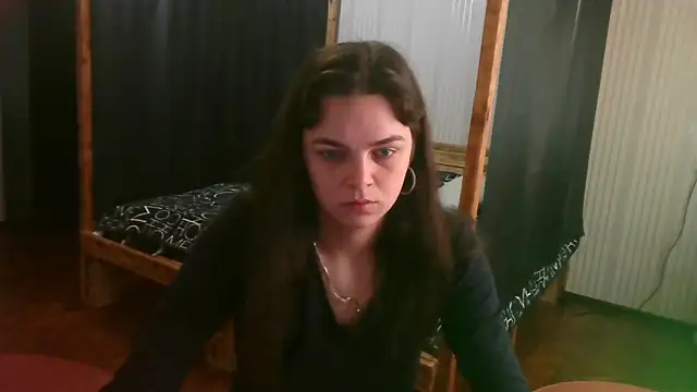 Snapshot of EthelsLover chatting on June 1, 6:48 am EthelsLover online show from June 1, 6:48 am