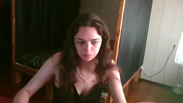 Snapshot of EthelsLover chatting on June 10, 8:46 am EthelsLover online show from June 10, 8:46 am
