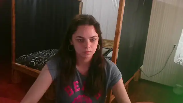 Snapshot of EthelsLover chatting on June 12, 11:31 am EthelsLover online show from June 12, 11:31 am