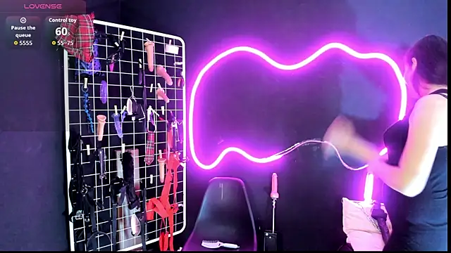 Mistress Megan BDSM online show from October 21, 7:03 pm