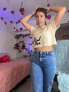 EMILIIA RICHTER   online show from February 7, 8:01 pm