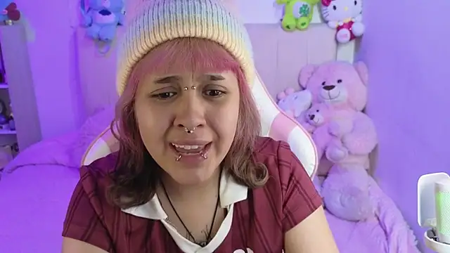 NekoWaifu online show from April 24, 2:19 pm