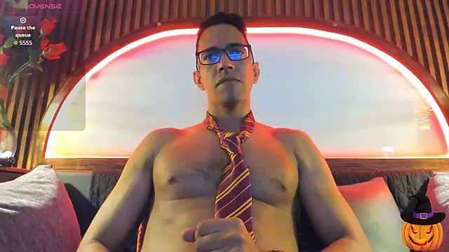 JacobDraven online show from October 31, 6:03 am