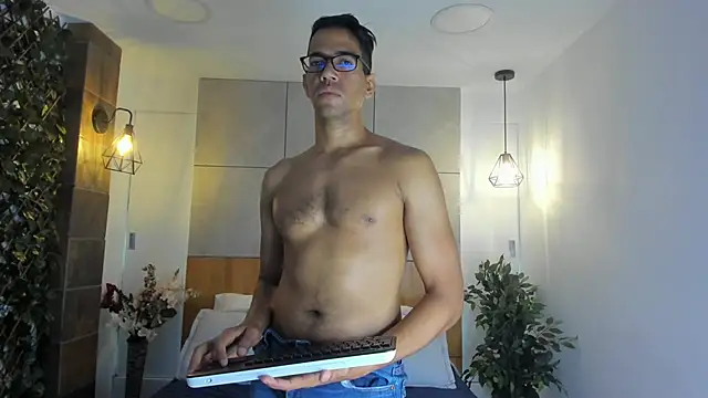 JacobDraven online show from December 14, 11:15 am