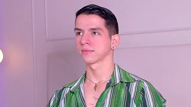 Snapshot of ZaneDawson chatting on October 8, 3:48 am ZaneDawson online show from October 8, 3:48 am