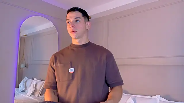 Snapshot of ZaneDawson chatting on November 11, 3:17 am ZaneDawson online show from November 11, 3:17 am