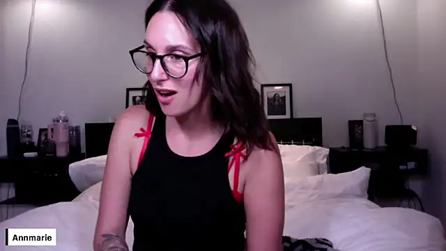 annmarieferrara online show from February 27, 4:01 am