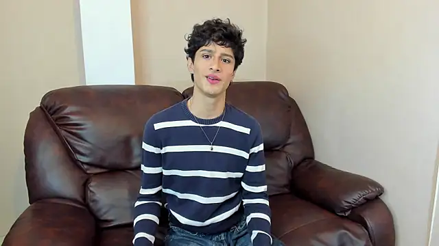 Xam Collen online show from December 22, 5:10 pm