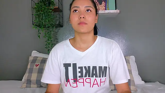 Snapshot of SarahEvans___ chatting on November 11, 7:36 pm SarahEvans online show from November 11, 7:36 pm