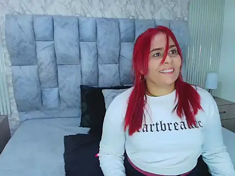 Snapshot of sofiagutierrez__ chatting on October 3, 3:14 am sofiagutierrez online show from October 3, 3:14 am