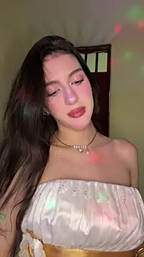 Emily-hottson online show from February 15, 5:15 am