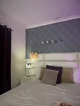 Snapshot of Celeste_Amber chatting on May 18, 7:31 pm Celeste Amber online show from May 18, 7:31 pm