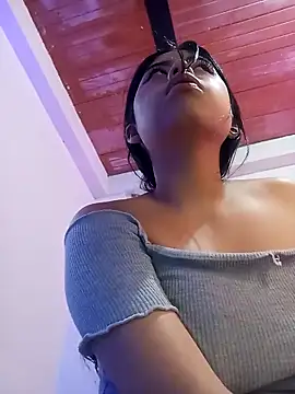 Emily Cat18 online show from May 10, 5:12 am
