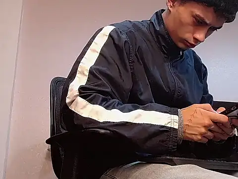 Snapshot of jaico_santos chatting on September 19, 10:54 pm jaico santos online show from September 19, 10:54 pm