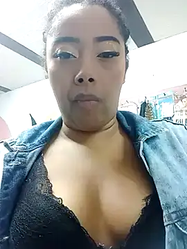 Ebony-Goddess19 online show from October 9, 5:22 pm