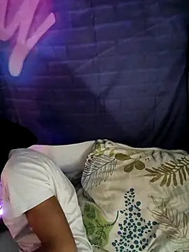 Mikaaa97 online show from January 17, 2:16 am