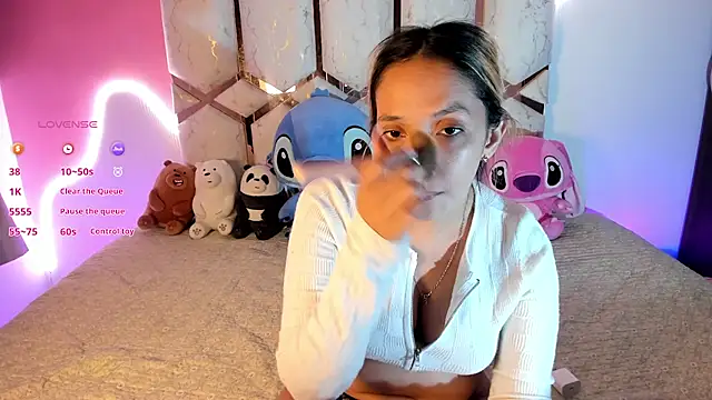 Snapshot of Isa_klein chatting on August 5, 3:53 am Isa klein online show from August 5, 3:53 am
