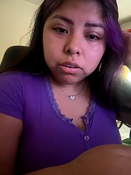 Snapshot of Lunarebelde chatting on September 19, 11:33 am Lunarebelde online show from September 19, 11:33 am