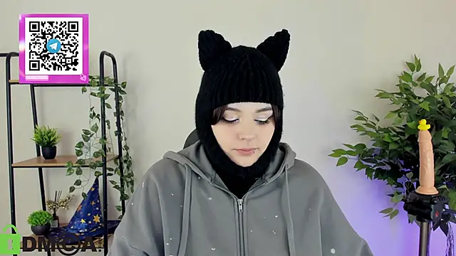 Mia R0ss online show from January 15, 1:10 am