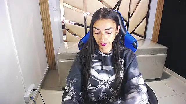 Maily a  online show from January 7, 2:47 am