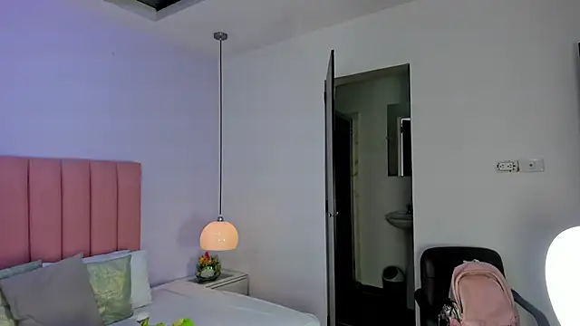 Amy Ferreira online show from November 10, 2:54 am