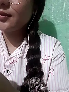 Snapshot of Linksys_nicee chatting on June 26, 3:27 pm Linksys nicee online show from June 26, 3:27 pm