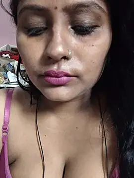 Snapshot of Jasmine_Januja chatting on May 17, 2:31 am Jasmine Januja online show from May 17, 2:31 am