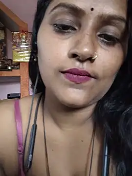 Snapshot of Jasmine_Januja chatting on May 26, 2:40 am Jasmine Januja online show from May 26, 2:40 am
