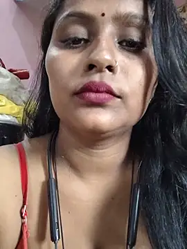 Snapshot of Jasmine_Januja chatting on June 8, 1:20 am Jasmine Januja online show from June 8, 1:20 am