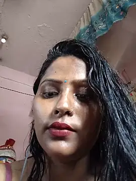Snapshot of Jasmine_Januja chatting on June 14, 3:41 am Jasmine Januja online show from June 14, 3:41 am