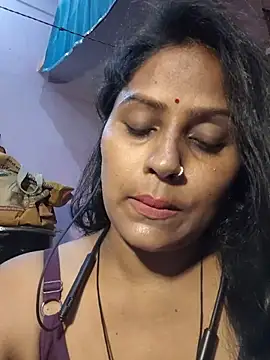 Snapshot of Jasmine_Januja chatting on June 19, 3:38 pm Jasmine Januja online show from June 19, 3:38 pm