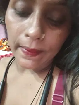 Snapshot of Jasmine_Januja chatting on June 20, 5:05 pm Jasmine Januja online show from June 20, 5:05 pm