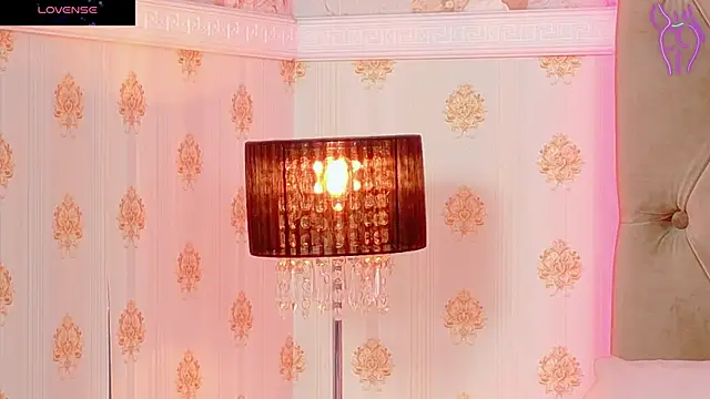 Snapshot of CoraVex chatting on October 23, 4:12 am CoraVex online show from October 23, 4:12 am