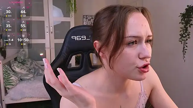 Snapshot of selin_selin chatting on November 30, 12:42 pm selin selin online show from November 30, 12:42 pm