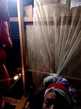 donna-bae online show from February 10, 7:07 pm