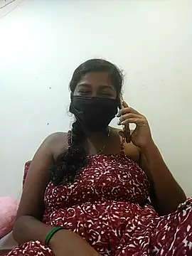 TAMIL AMMUKUTTYY online show from November 3, 7:15 pm