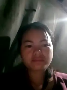 emly-xinh18 online show from October 24, 8:38 pm