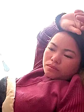 emly-xinh18 online show from November 21, 7:29 am